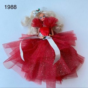 Original 1988 Holiday Christmas Barbie, FIRST in Collector Series by Mattel! ❤️
